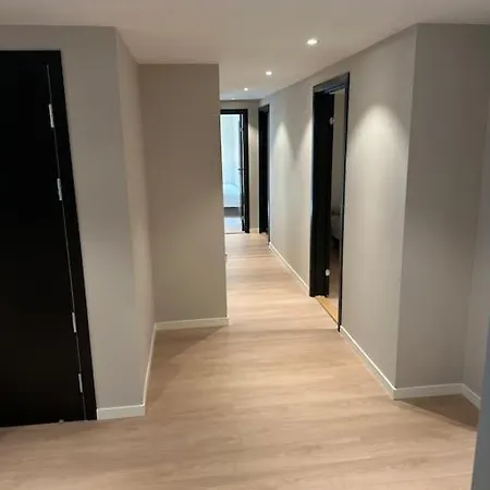 Daire Stor Og Lys Leilighet I Hus Oslo